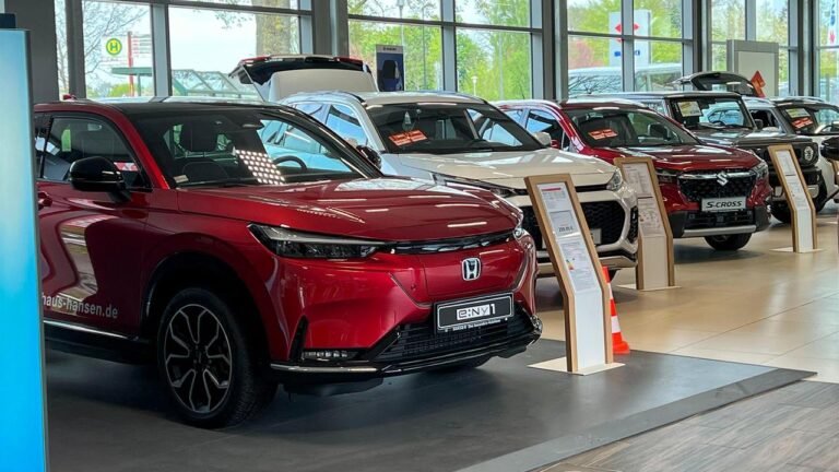 Autobauer gewähren weniger Rabatte für Elektroautos