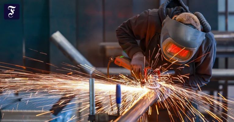 Industrie-Beschäftigung in Deutschland auf Zehnjahrestief