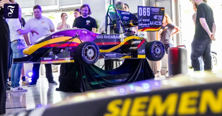 Scuderia-Mensa: Studenten der Hochschule Rhein-Main bauen Rennwagen