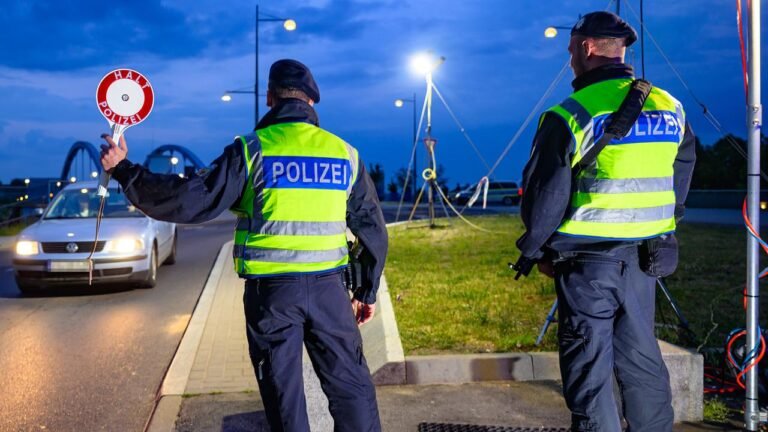 Trotz EU-Reform: Dobrindt will an Grenzkontrollen festhalten