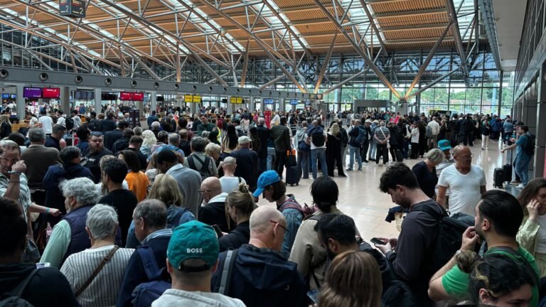 Sicherheitsbereich am Hamburger Flughafen zwischenzeitlich geräumt