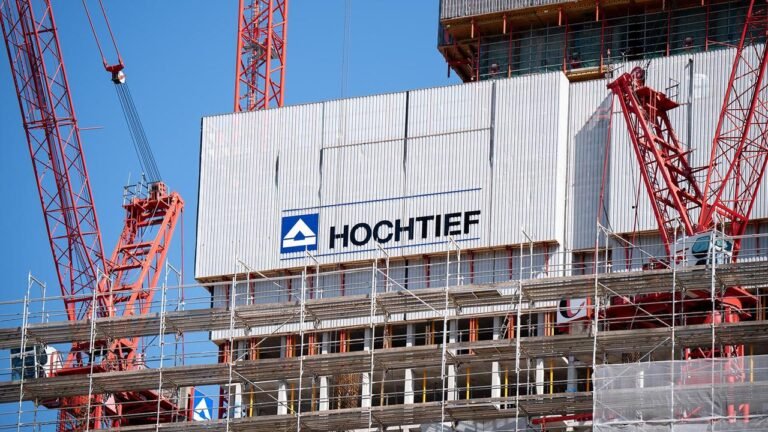 Essener Baukonzern Hochtief steigt erstmals in den DAX auf