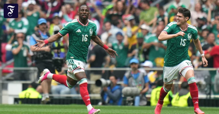 Fußball-WM 2026: Mexiko besiegt Südafrika mit 2:0