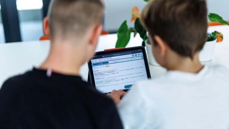 Reaktion auf AfD-Pläne – Initiative aus Thüringen – Bundesrat und Bundesregierung sollen Schulpflicht stärken