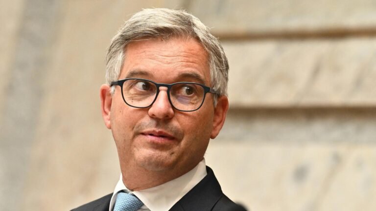 Interview der Woche – EU-Migrationskommissar Brunner: Neues Asylsystem darf nicht scheitern