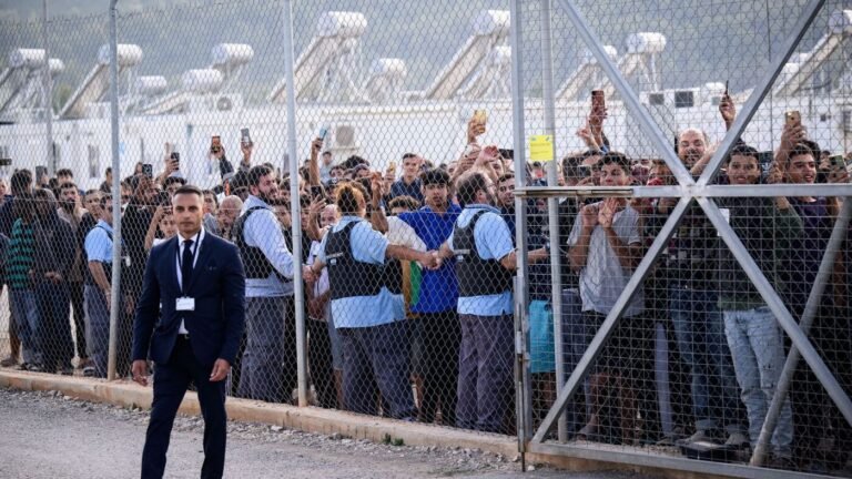 Migration: EU verschärft Asylregeln – Reform in Kraft