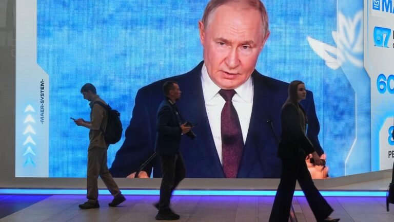 Putin zu westlicher Presse: Warnung vor Russlands Bedrohung ist Unsinn
