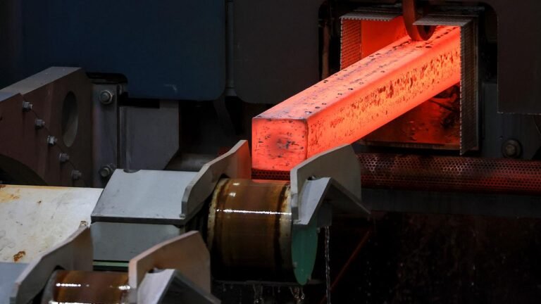 Aufträge für die Industrie gehen stark zurück