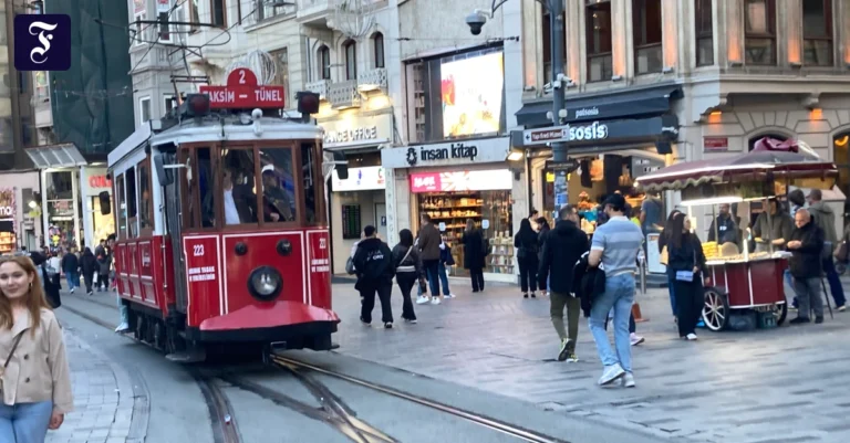 Istanbul: Einkaufsstraßen und Luxusviertel entdecken