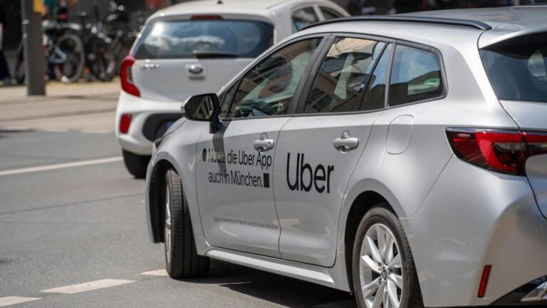 Uber startet Robotaxi-Projekt in München – Taxis ohne Spezialumbauten