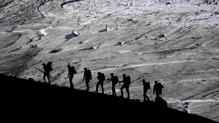 Deutscher Wanderer stirbt nach Sturz in Kitzbüheler Alpen
