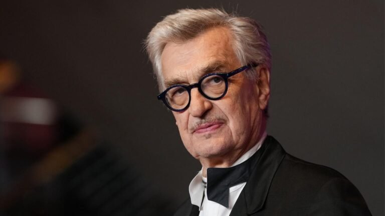 Streit um Nacktszene: Wenders zieht Film vorerst zurück
