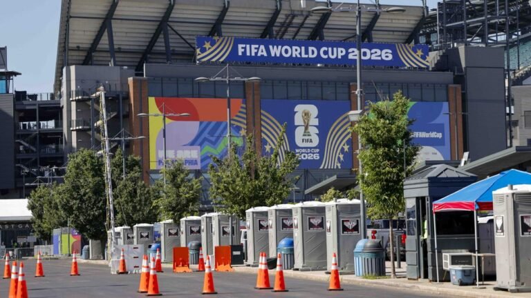 Erstes WM-Spiel in den USA: Zweifel an der großen Fußball-Party